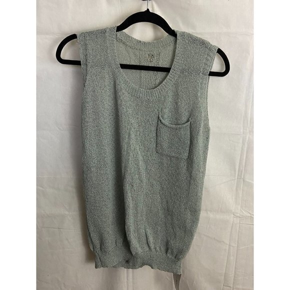 NWT Yoins Womens Green Sleeveless Top Button Accent on Back - Picture 2 of 5